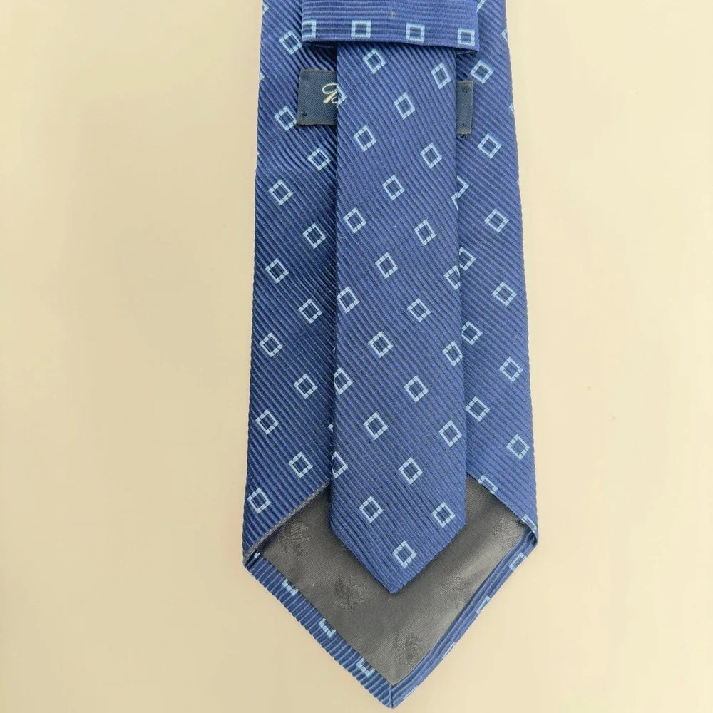 Brooks Brothers sophisticated necktie
